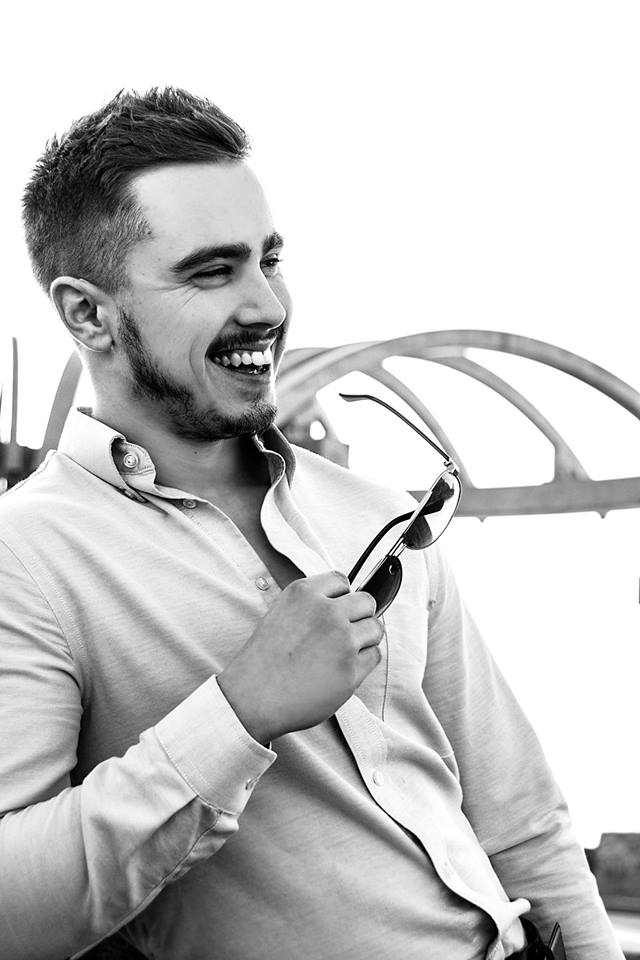 32467319_10209223028893358_9169897344672464896_n